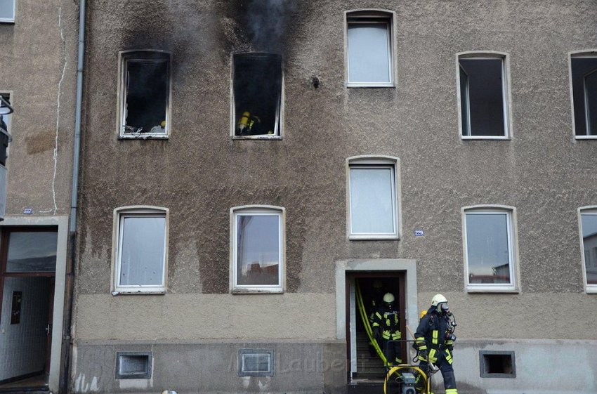 Feuer 2 Koeln Ehrenfeld Liebigstr P08.jpg